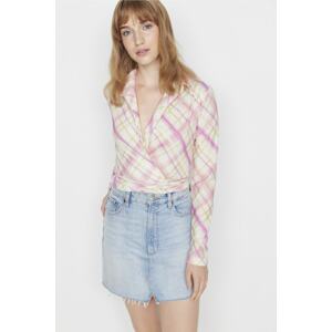 Trendyol Multi-colored Plaid/Check Crepe Knitted Blouse with Double Breasted Collar
