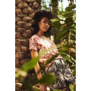 Shirt blouse with a floral print