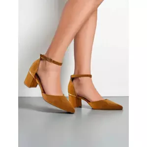 Resti Women’s low-heeled pumps Caelda