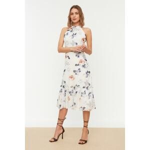 Ženska haljina Trendyol Floral Patterned