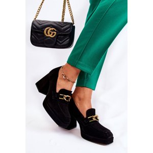 Suede Pumps With A Decorative Chain Laura Messi 2444 Black